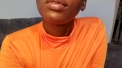 Snapshot of ebonycandymelani chatting on March 10, 10:24 pm Ebony Melanie online show from March 10, 10:24 pm