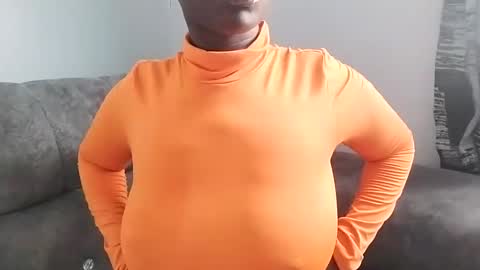 Snapshot of ebonycandymelani chatting on March 11, 5:27 am Ebony Melanie online show from March 11, 5:27 am