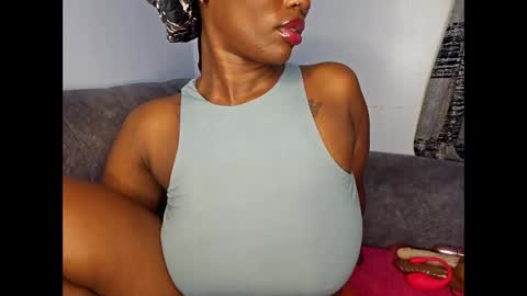 Snapshot of ebonycandymelani chatting on October 11, 11:14 pm Ebony Melanie online show from October 11, 11:14 pm