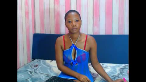 Snapshot of ebonyfirexx4u chatting on January 11, 5:34 am ebonyfirexx4u online show from January 11, 5:34 am