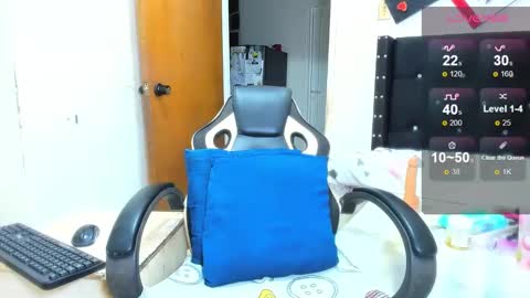 Snapshot of ebonylatinx chatting on February 5, 1:37 am Angela online show from February 5, 1:37 am