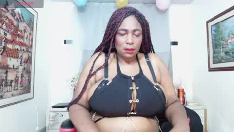 Snapshot of ebonynaughty chatting on July 9, 3:32 am Carmen online show from July 9, 3:32 am