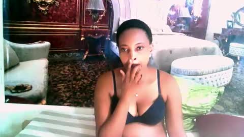 Snapshot of ebonyseductionz chatting on January 23, 12:57 am Zammy online show from January 23, 12:57 am