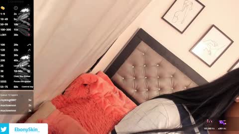 Snapshot of ebonyskinn chatting on January 3, 10:20 am ebonyskinn online show from January 3, 10:20 am