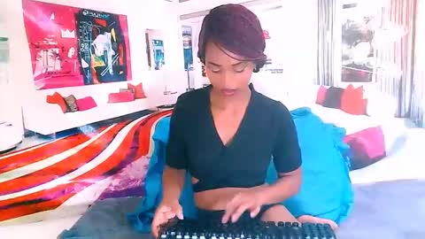 Snapshot of ebonystarlite1 chatting on February 6, 9:00 am Candy online show from February 6, 9:00 am