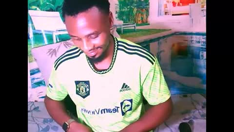 Snapshot of ebonytiger69 chatting on November 19, 6:08 pm ebonytiger69 online show from November 19, 6:08 pm