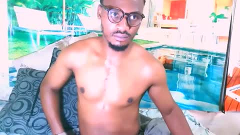 Snapshot of ebonytiger69 chatting on December 5, 10:57 am ebonytiger69 online show from December 5, 10:57 am