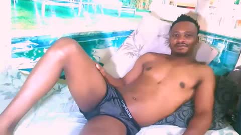 Snapshot of ebonytiger69 chatting on January 5, 5:27 pm ebonytiger69 online show from January 5, 5:27 pm