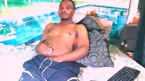 Snapshot of ebonytiger69 chatting on January 7, 7:11 am ebonytiger69 online show from January 7, 7:11 am