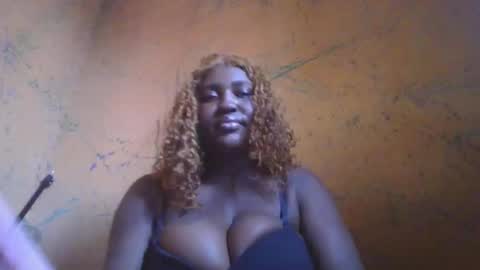 Snapshot of ebonyvd chatting on February 16, 2:02 pm ebonyvd online show from February 16, 2:02 pm