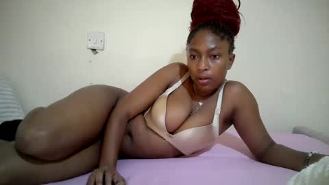 Snapshot of ebonyzora chatting on June 25, 9:03 am Zora online show from June 25, 9:03 am