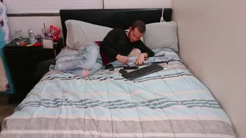 eclipticice94 online show from December 1, 6:29 am