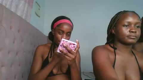 Snapshot of ecstasy_boo1 chatting on July 3, 8:37 pm Boo online show from July 3, 8:37 pm