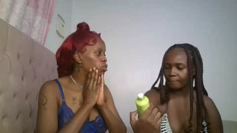 Snapshot of ecstasy_boo1 chatting on July 20, 8:44 pm Boo online show from July 20, 8:44 pm