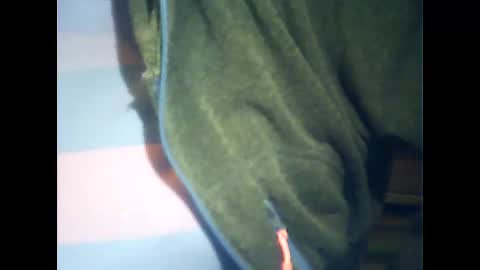 Snapshot of ectopie33 chatting on April 3, 6:50 pm ectopie33 online show from April 3, 6:50 pm