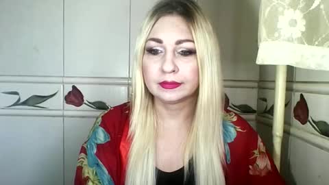 Snapshot of ecva_eatons chatting on February 8, 8:07 am Ecva Eatons online show from February 8, 8:07 am