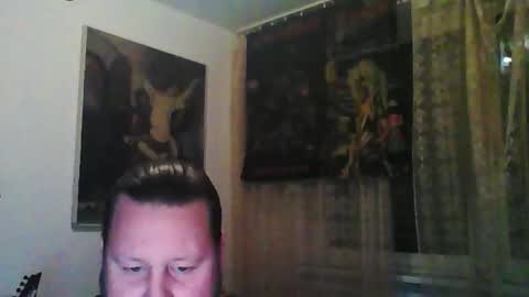 Edward online show from November 10, 6:40 pm