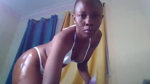 edakiss online show from February 11, 11:32 pm