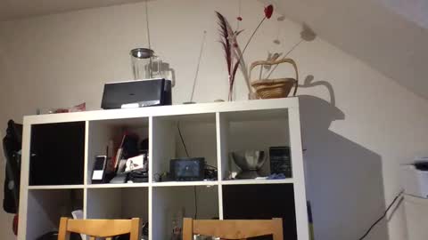 eddelmar online show from December 4, 7:50 am