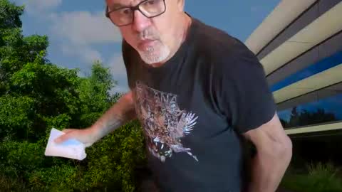 eddelmar online show from October 13, 1:44 pm