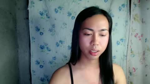 eddfox001 online show from March 18, 4:21 pm