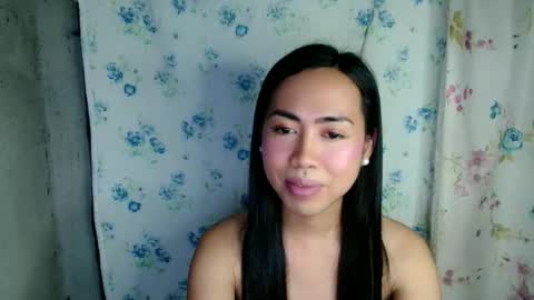 eddfox001 online show from April 9, 2:00 pm