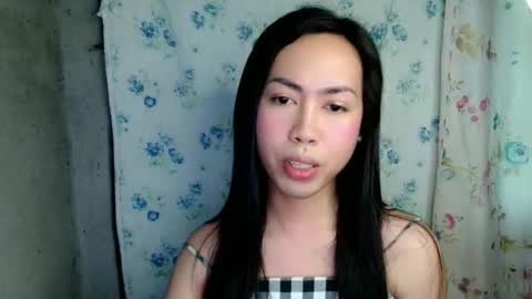 eddfox001 online show from May 20, 6:52 am