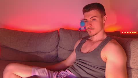 Eddie online show from December 5, 2:31 am