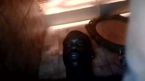 Snapshot of eddiez42 chatting on December 6, 5:20 am eddiez42 online show from December 6, 5:20 am