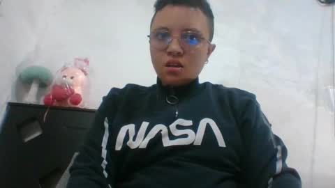 Snapshot of eden_jupiters chatting on October 14, 2:45 am eden_jupiters online show from October 14, 2:45 am