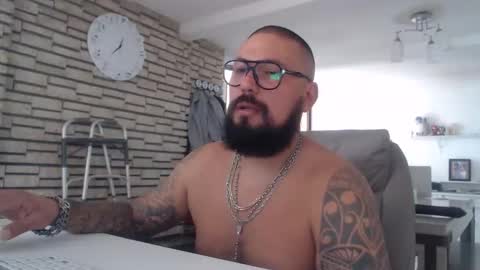 edgarram83 online show from October 25, 6:35 pm