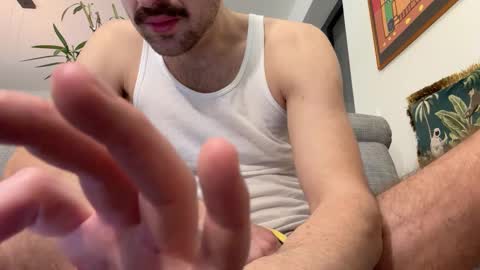 Snapshot of edge_guy chatting on January 23, 11:05 pm edge_guy online show from January 23, 11:05 pm
