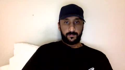 edgeuk1 online show from November 13, 9:58 pm