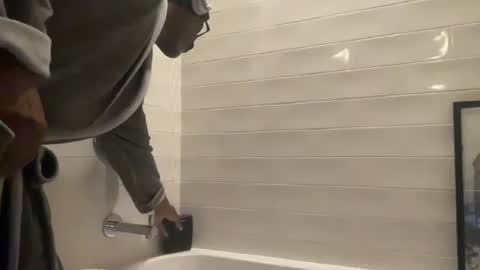 Snapshot of edgingdaddy chatting on February 2, 4:49 pm Dad online show from February 2, 4:49 pm