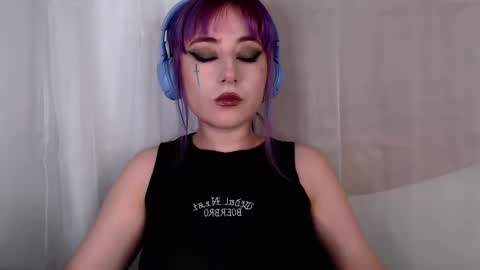 Snapshot of ediefris chatting on February 9, 2:48 am fickle demon made of clumps of matter online show from February 9, 2:48 am