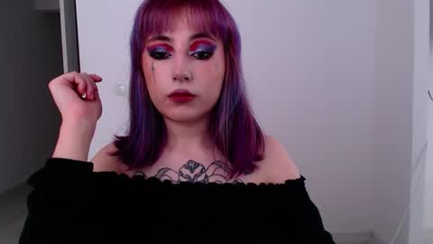 Snapshot of ediefris chatting on February 15, 8:57 am fickle demon made of clumps of matter online show from February 15, 8:57 am