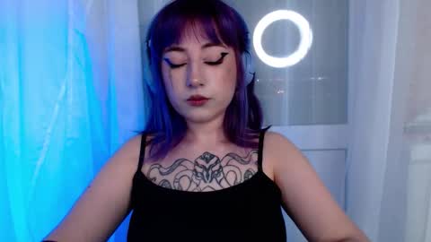 Snapshot of ediefris chatting on February 19, 1:12 am fickle demon made of clumps of matter online show from February 19, 1:12 am