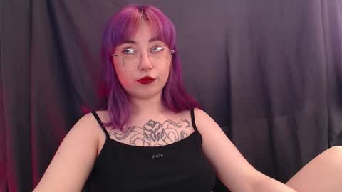 Snapshot of ediefris chatting on February 28, 3:40 am fickle demon made of clumps of matter online show from February 28, 3:40 am