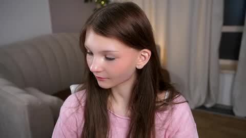 Lisa  online show from March 26, 11:10 pm