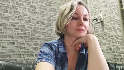 edithmanning online show from December 21, 10:39 am