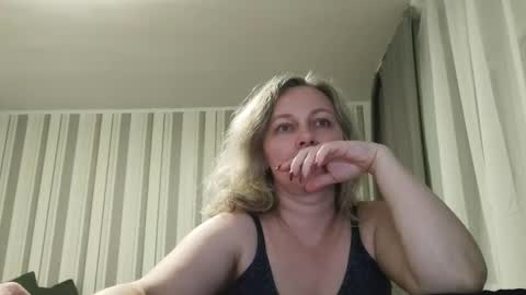 edithmanning online show from March 8, 6:44 pm