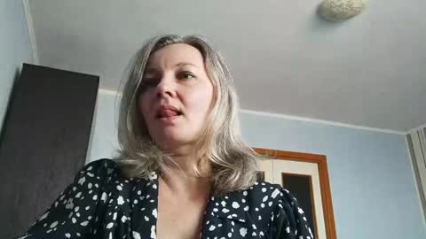 edithmanning online show from March 17, 7:55 am