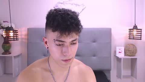 Edutw online show from December 3, 8:28 pm