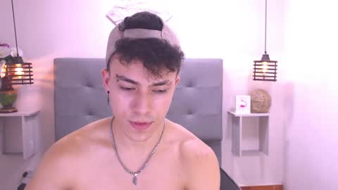 Edutw online show from December 12, 9:15 pm