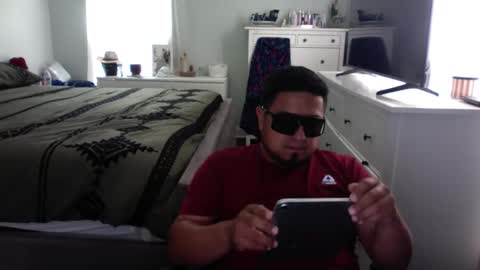 Snapshot of edward9092 chatting on June 8, 8:09 pm edward9092 online show from June 8, 8:09 pm