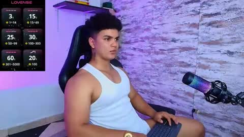 EDWARD CLARCK online show from March 30, 6:58 am