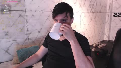 Eduardo online show from January 14, 3:34 am