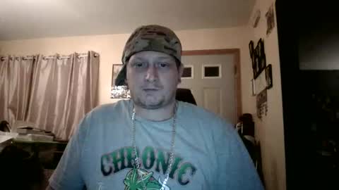 edwardaims_2please online show from November 11, 4:45 am