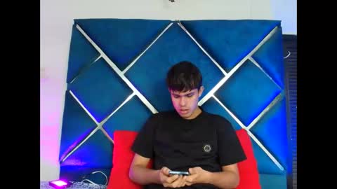 Edwin online show from May 2, 1:16 pm