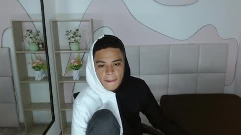 Snapshot of edylucianni chatting on July 11, 11:24 am EdyLucianni online show from July 11, 11:24 am